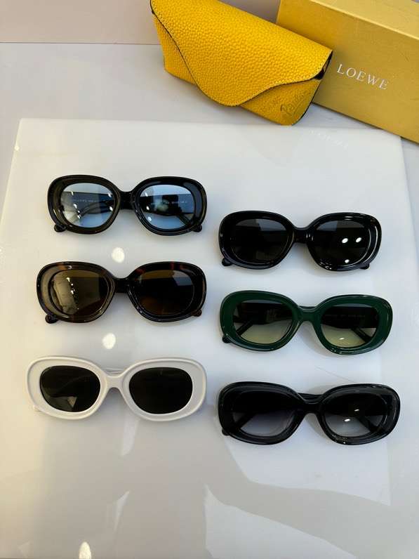 Picture of Loewe Sunglasses _SKUfw51972946fw